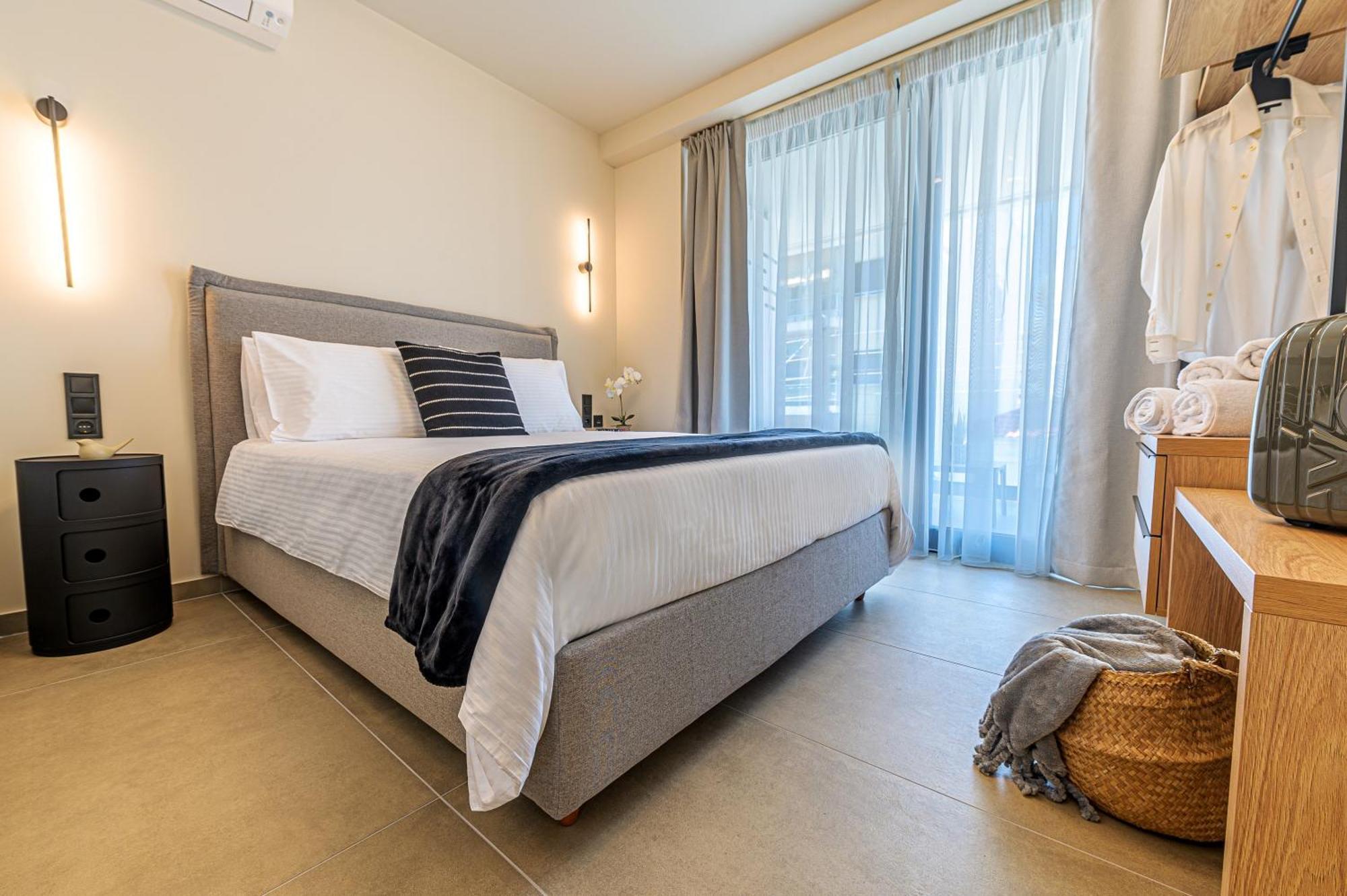 Luaz Suites Volos Esterno foto