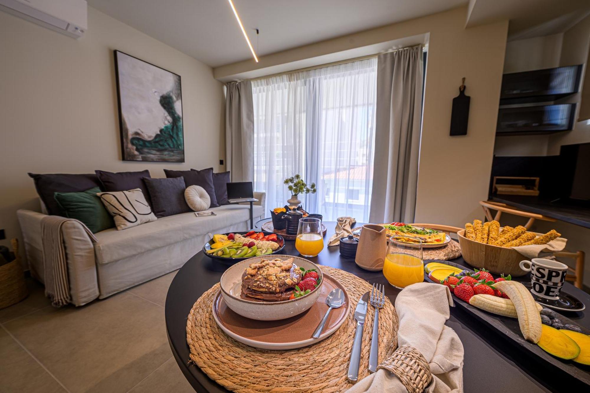 Luaz Suites Volos Esterno foto