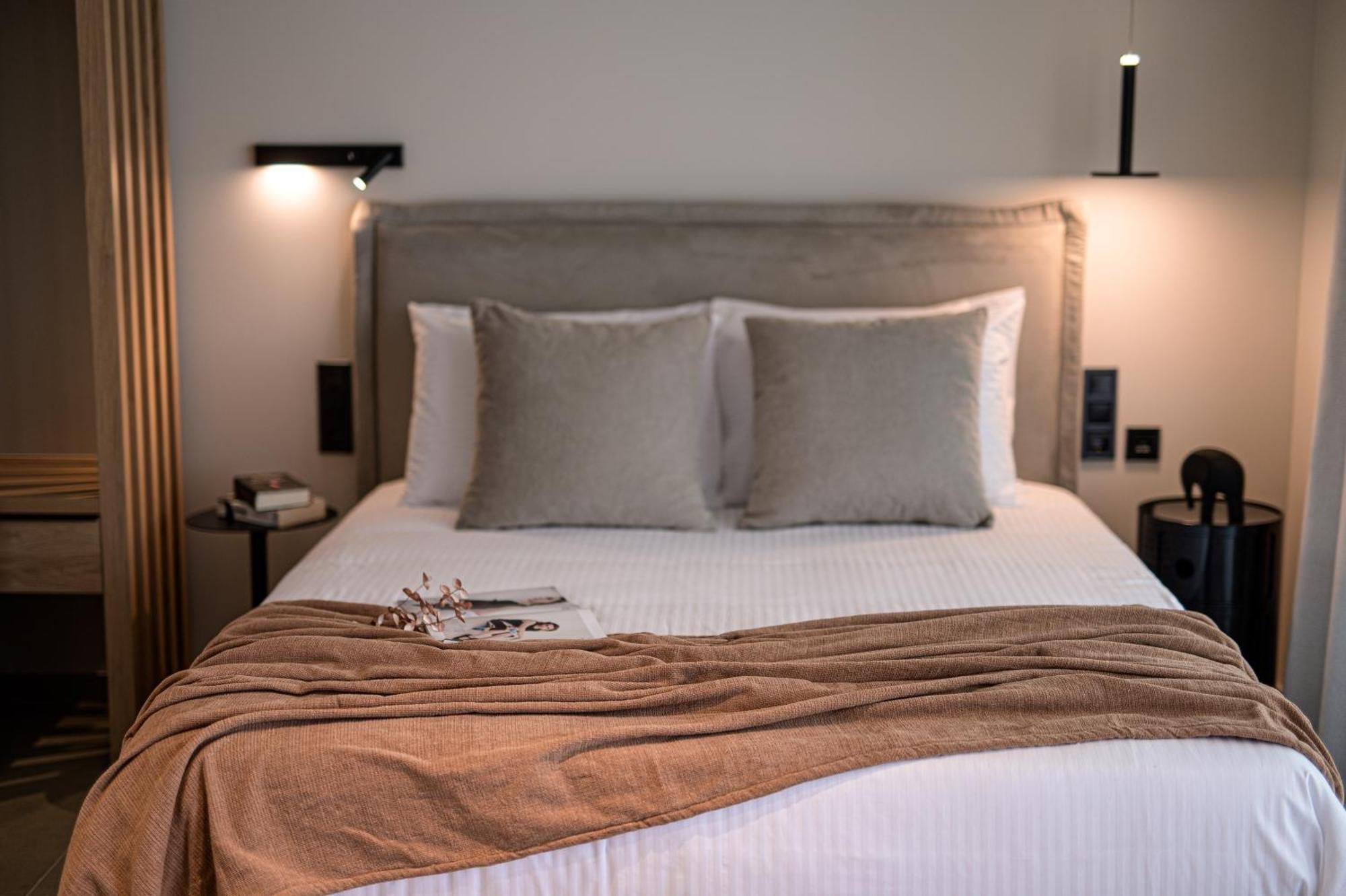 Luaz Suites Volos Esterno foto