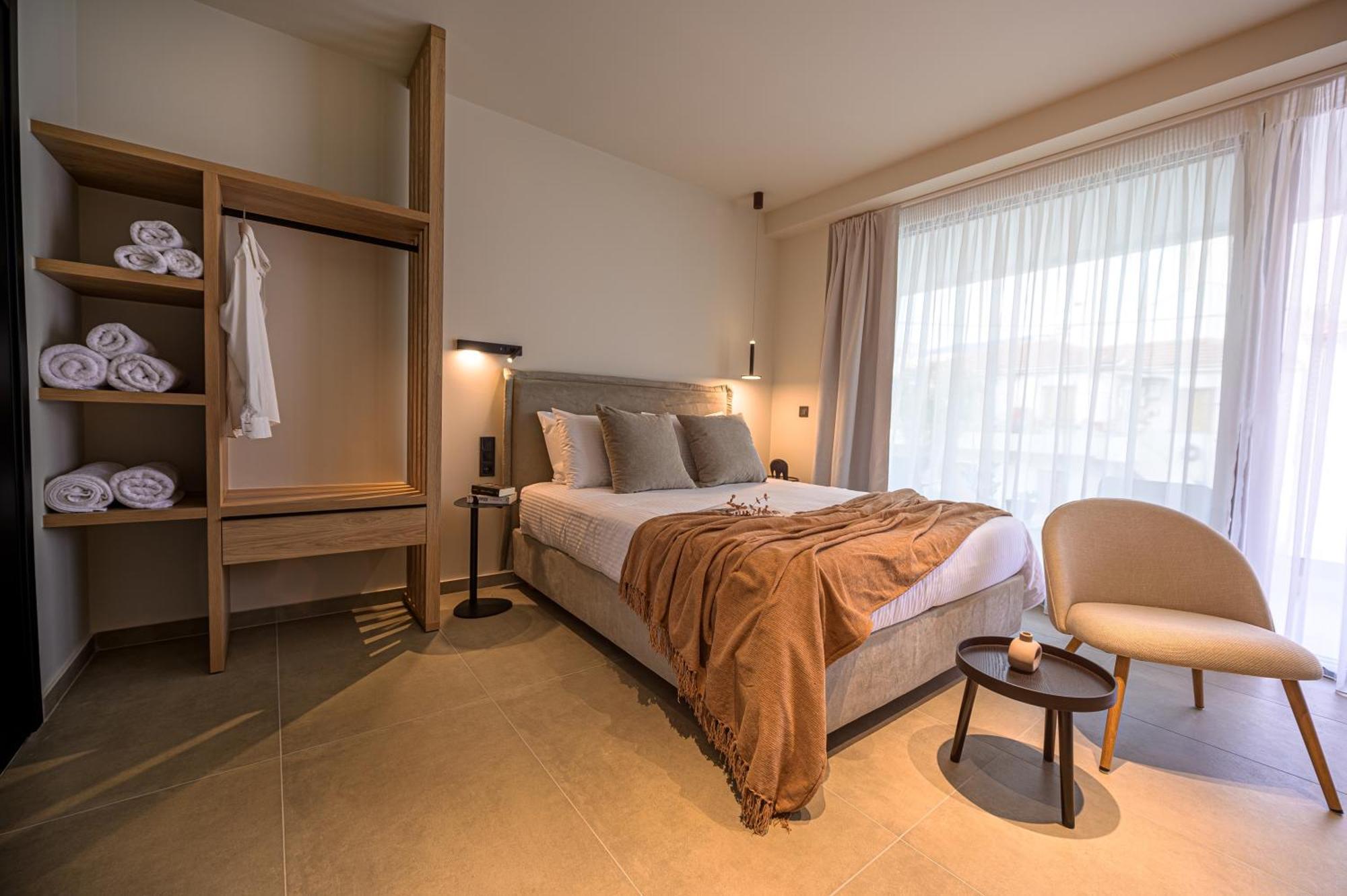 Luaz Suites Volos Esterno foto
